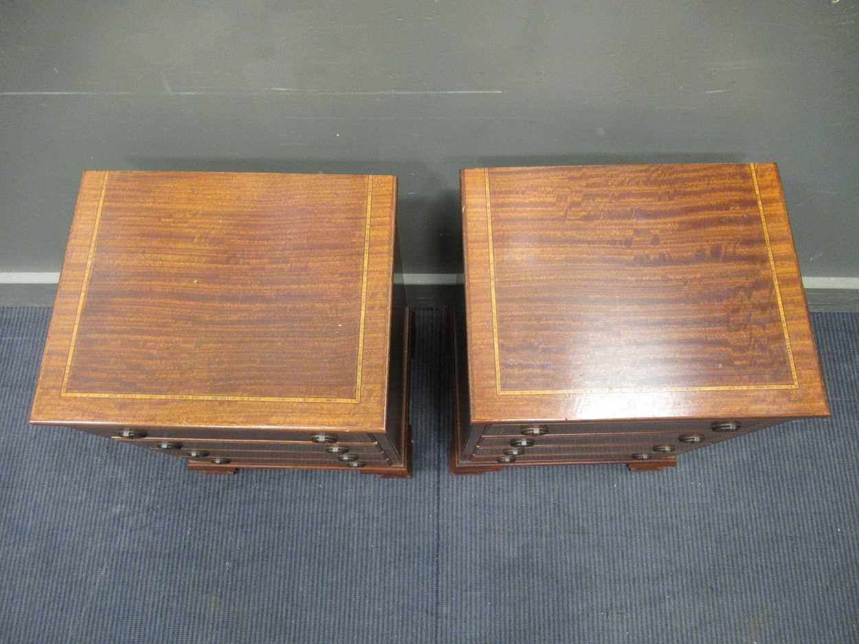 A pair of mahogany four drawer bedside chests, 83.5 x 42 x 33cm (2) - Image 3 of 3