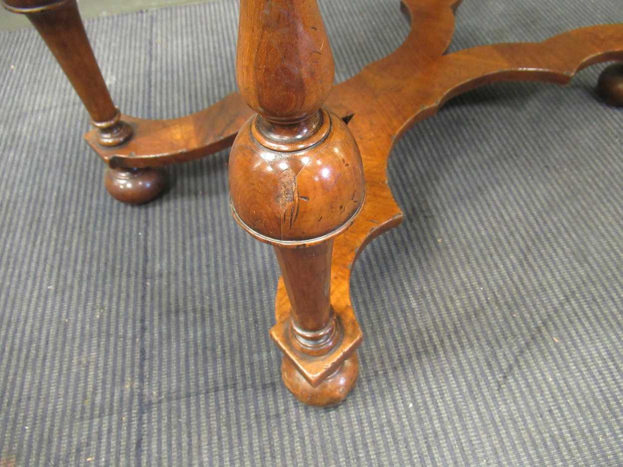 A William & Mary style walnut low boy with single drawer on turned legs and flat X-shape - Image 6 of 8