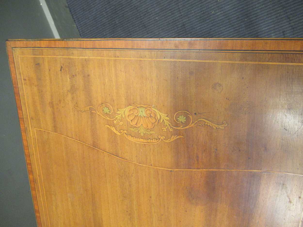 An Edwardian inlaid mahogany centre table, 72 x 42 x 79cm - Image 4 of 5