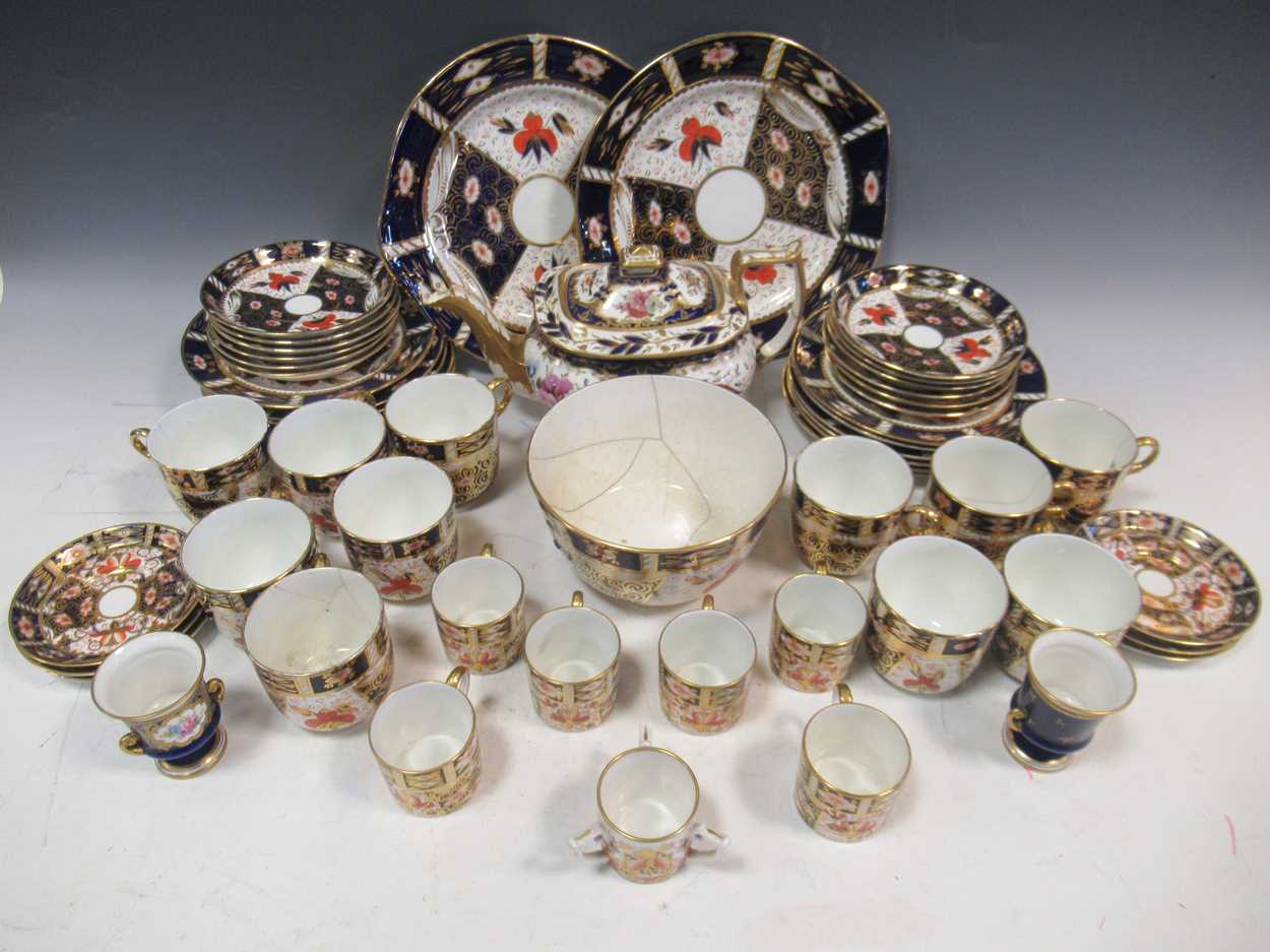 A blue and gilt part tea service, together with some matched Royal Worcester wares in a similar - Image 2 of 19