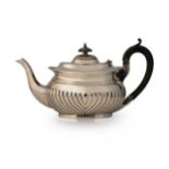 A George V silver teapot,