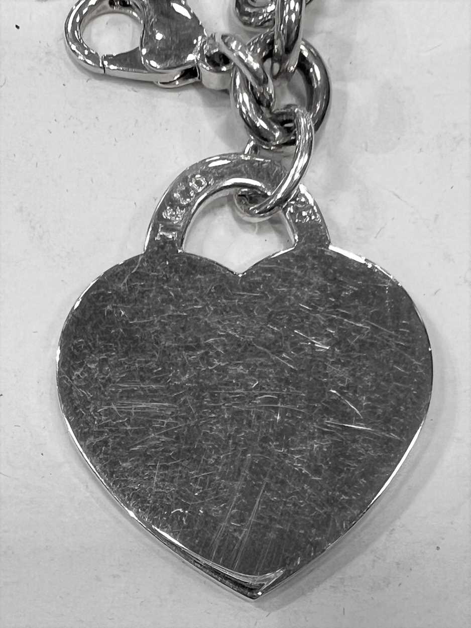 Tiffany & Co. - A silver heart tag bracelet, - Image 4 of 4