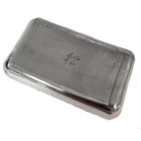 A George III silver snuff box,