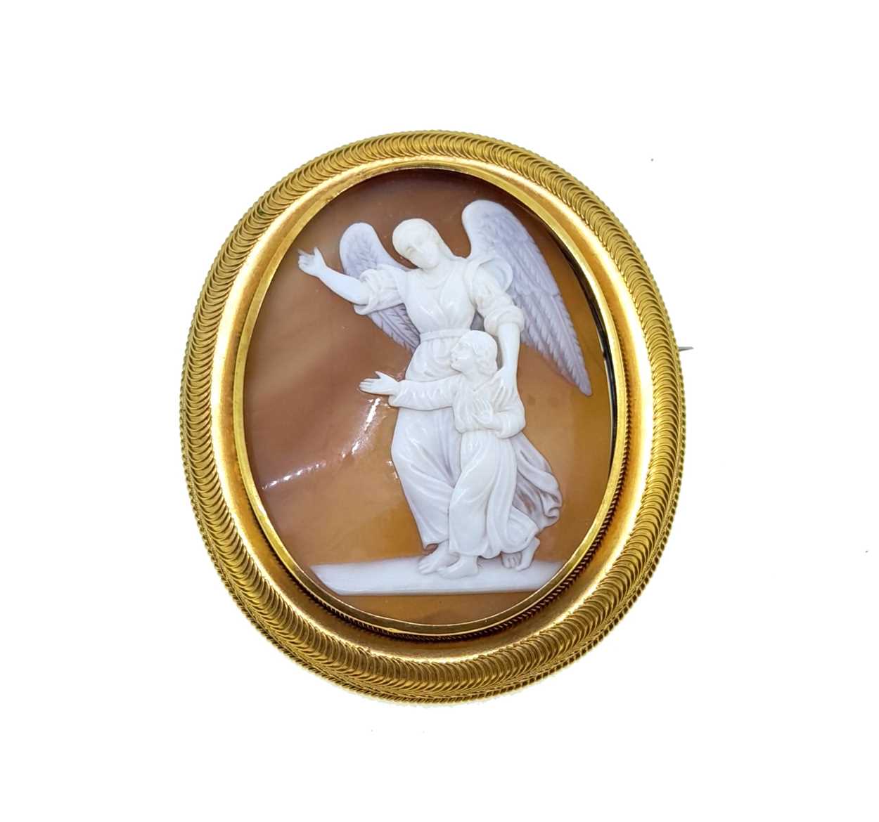 A cameo brooch,