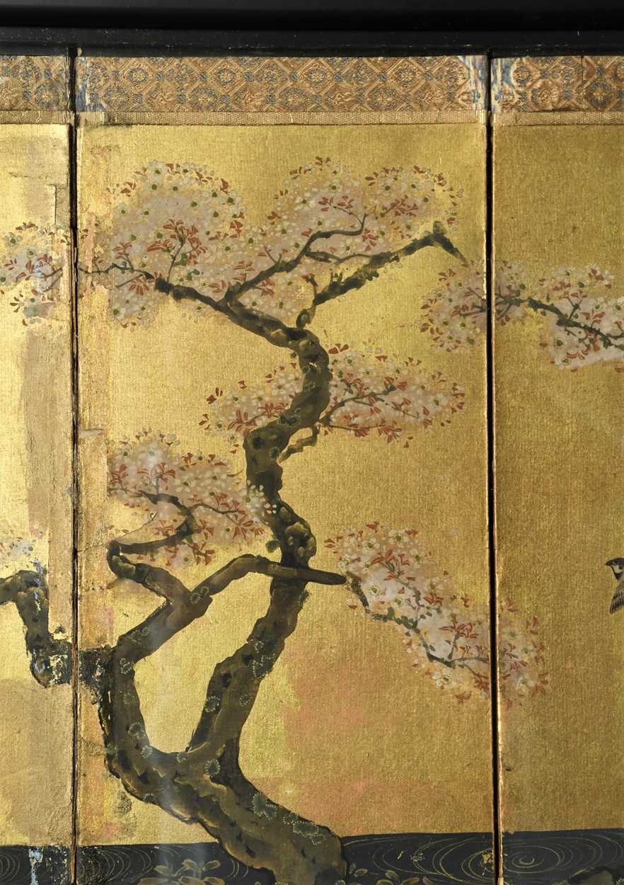 A pair of Japanese gold lacquered and painted six-fold table screens, late Meiji period, - Image 8 of 16