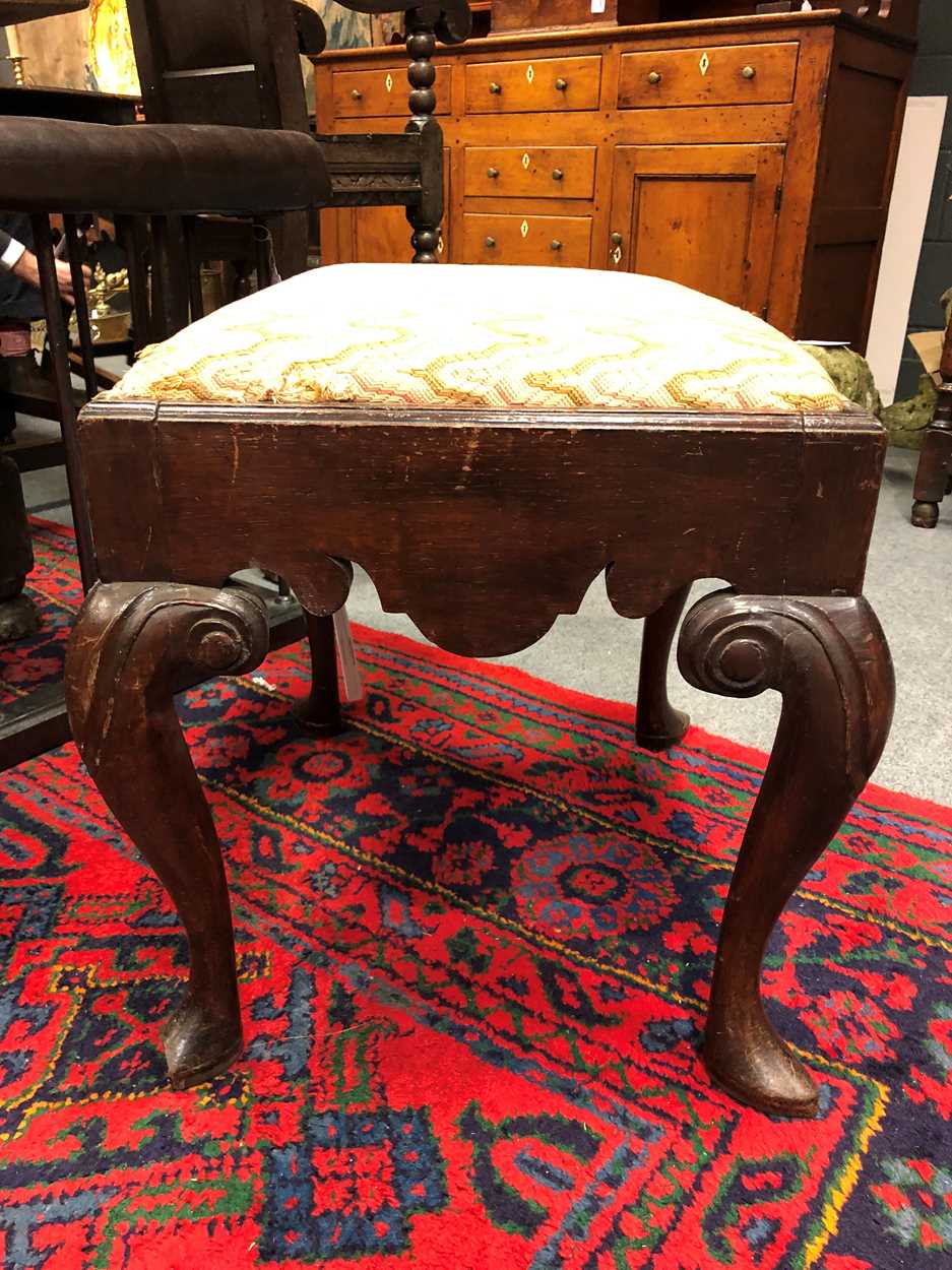 A mahogany stool, mid-18th century, - Bild 5 aus 12