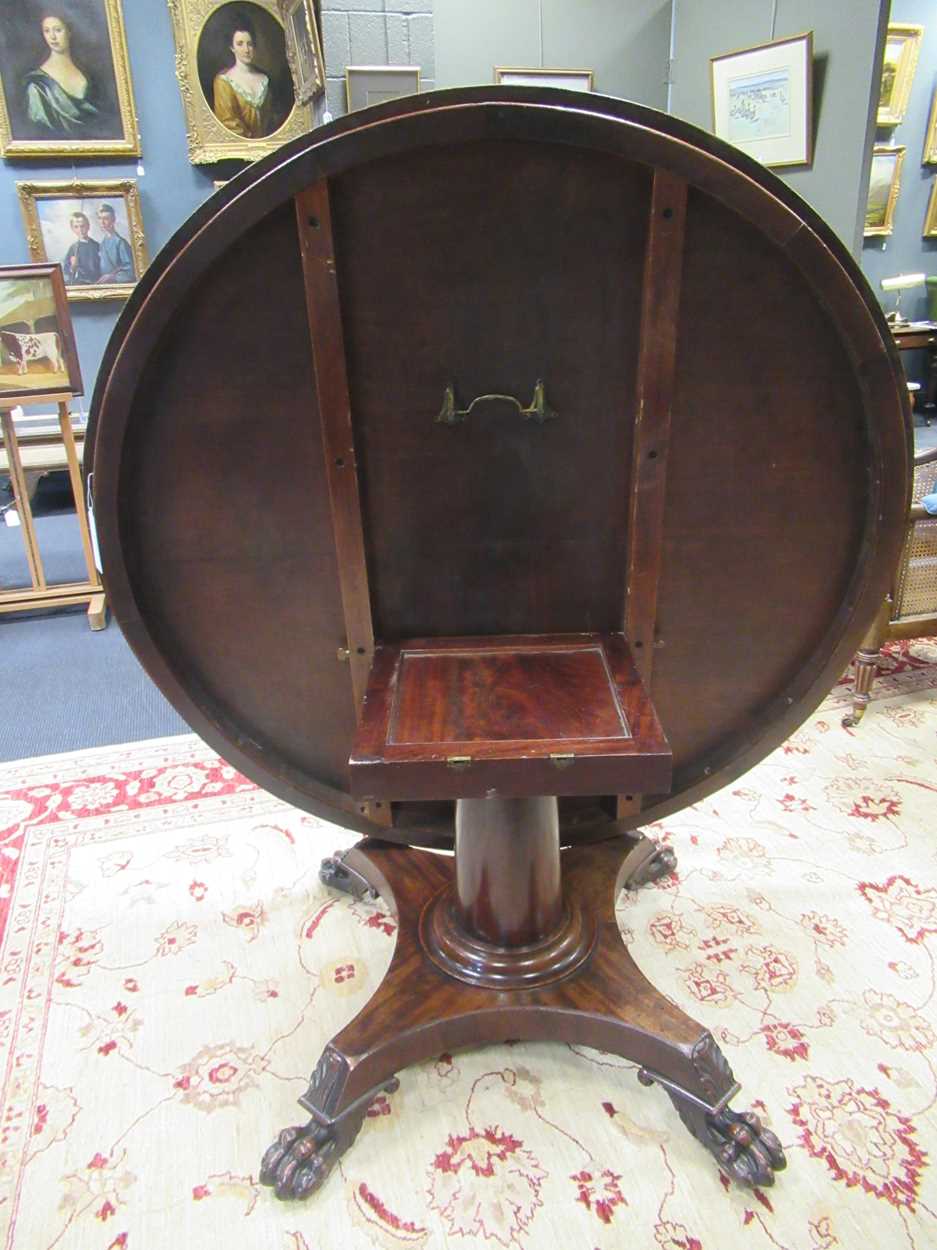 A Regency mahogany circular pedestal dining table, - Image 9 of 11