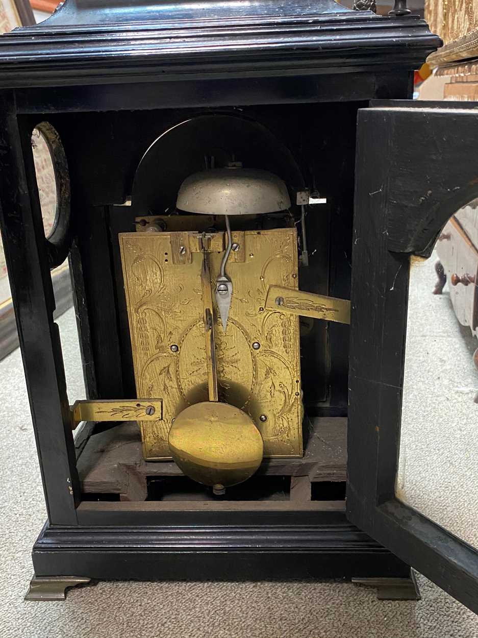 A George III ebonised bracket clock circa 1790, - Bild 12 aus 16