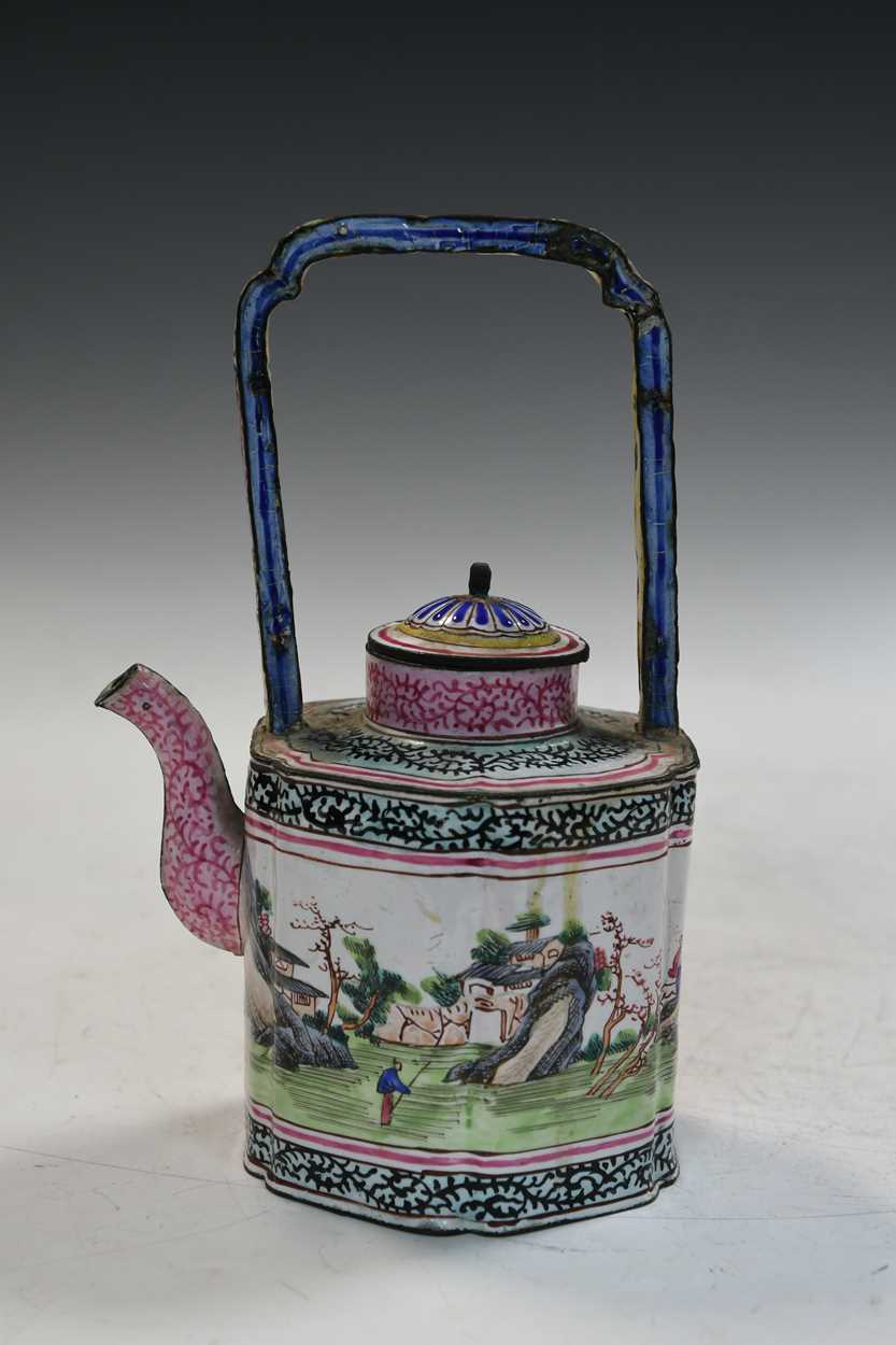 A Chinese Canton enamel wine pot and cover, Qing Dynasty, late Qianlong, circa 1800, - Image 2 of 17