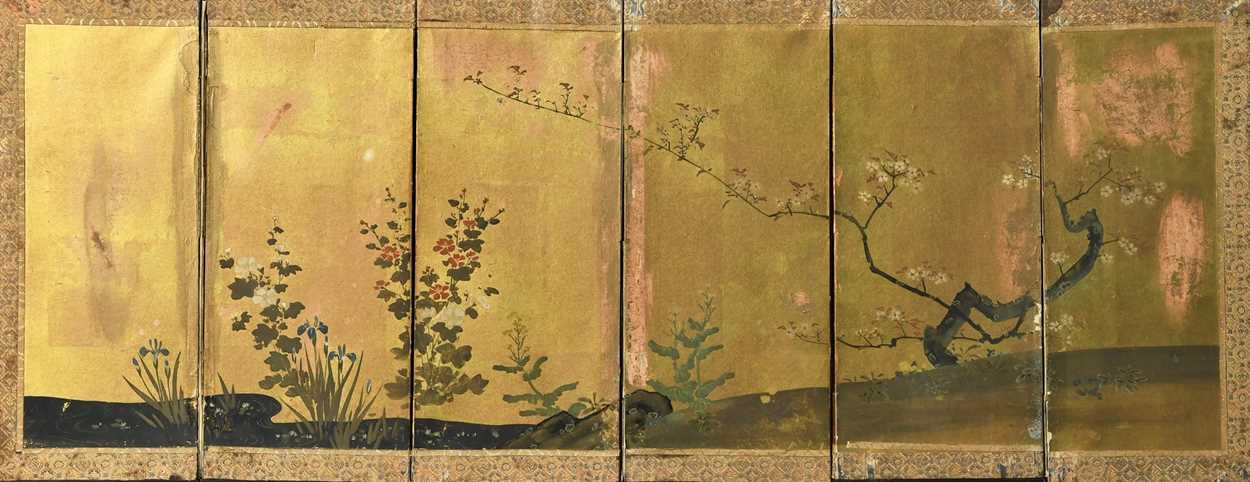 A pair of Japanese gold lacquered and painted six-fold table screens, late Meiji period, - Image 10 of 16