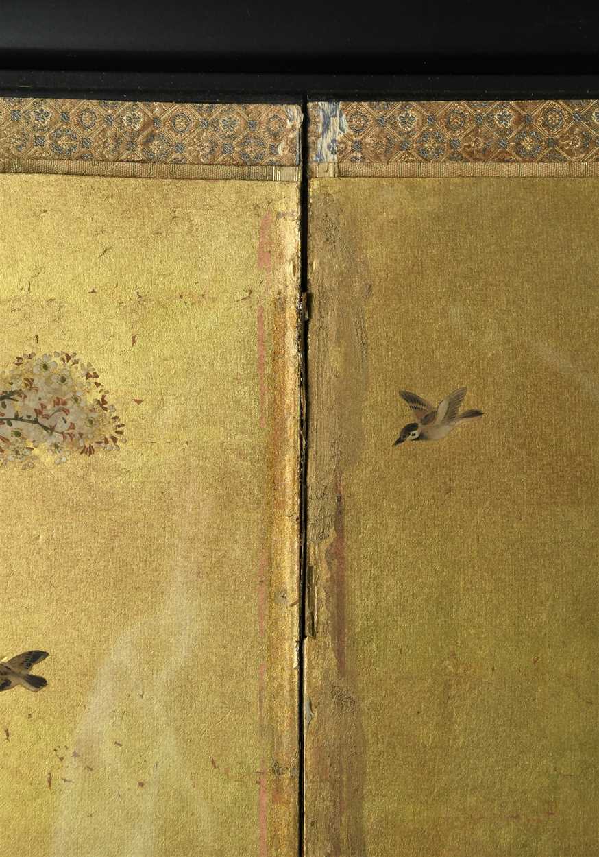 A pair of Japanese gold lacquered and painted six-fold table screens, late Meiji period, - Image 7 of 16