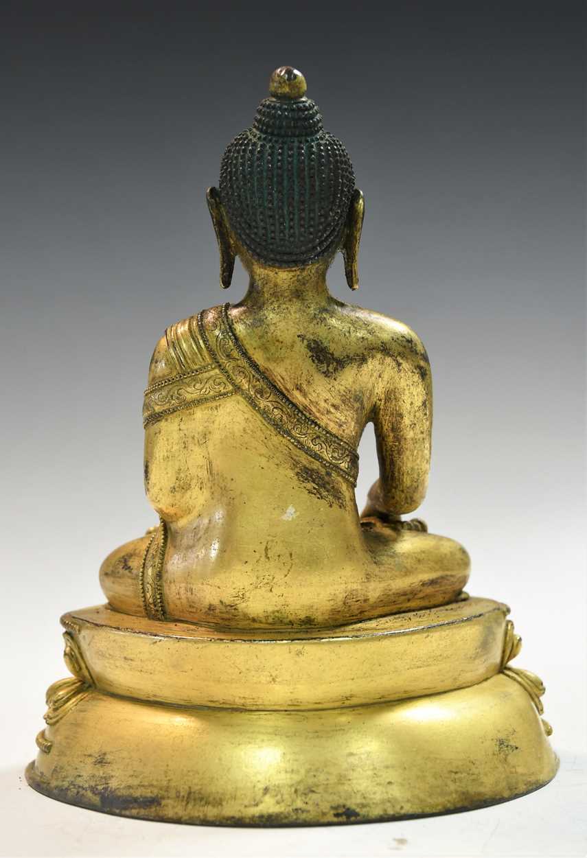 A Chinese gilt bronze figure of Buddha, Ming style, - Image 5 of 6