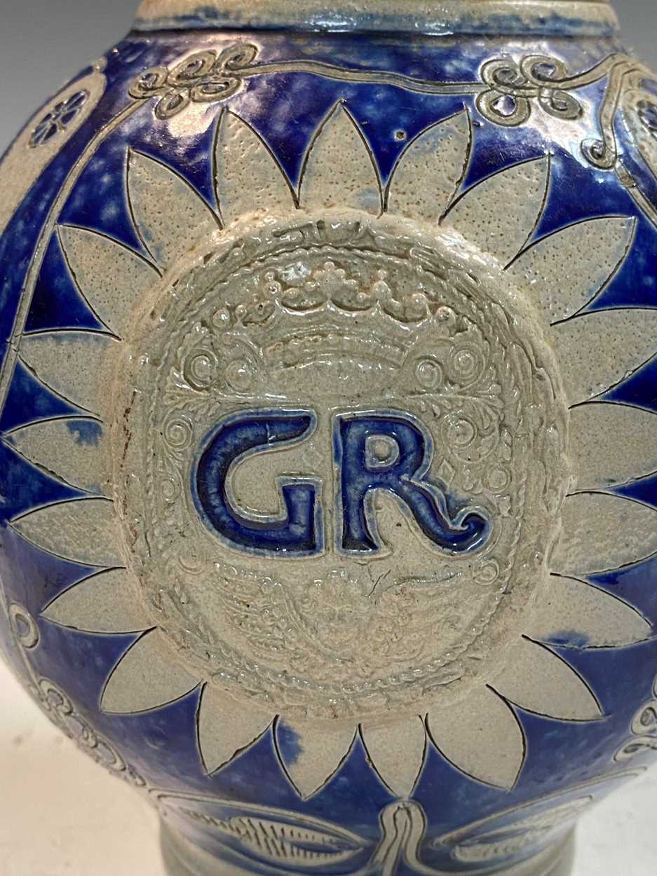 A German Westerwald stoneware jug, 18th century, - Bild 4 aus 7