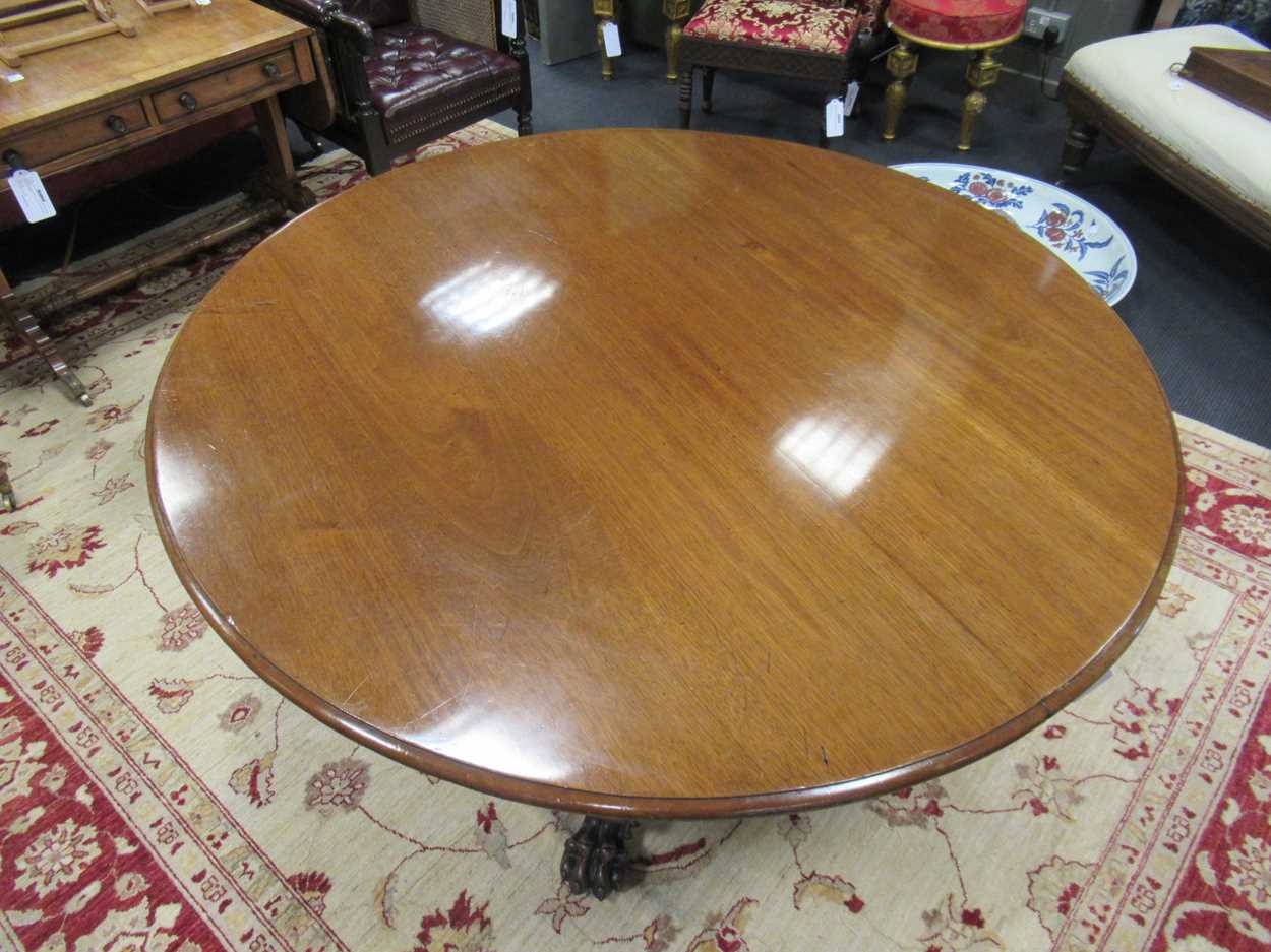 A Regency mahogany circular pedestal dining table, - Image 2 of 11