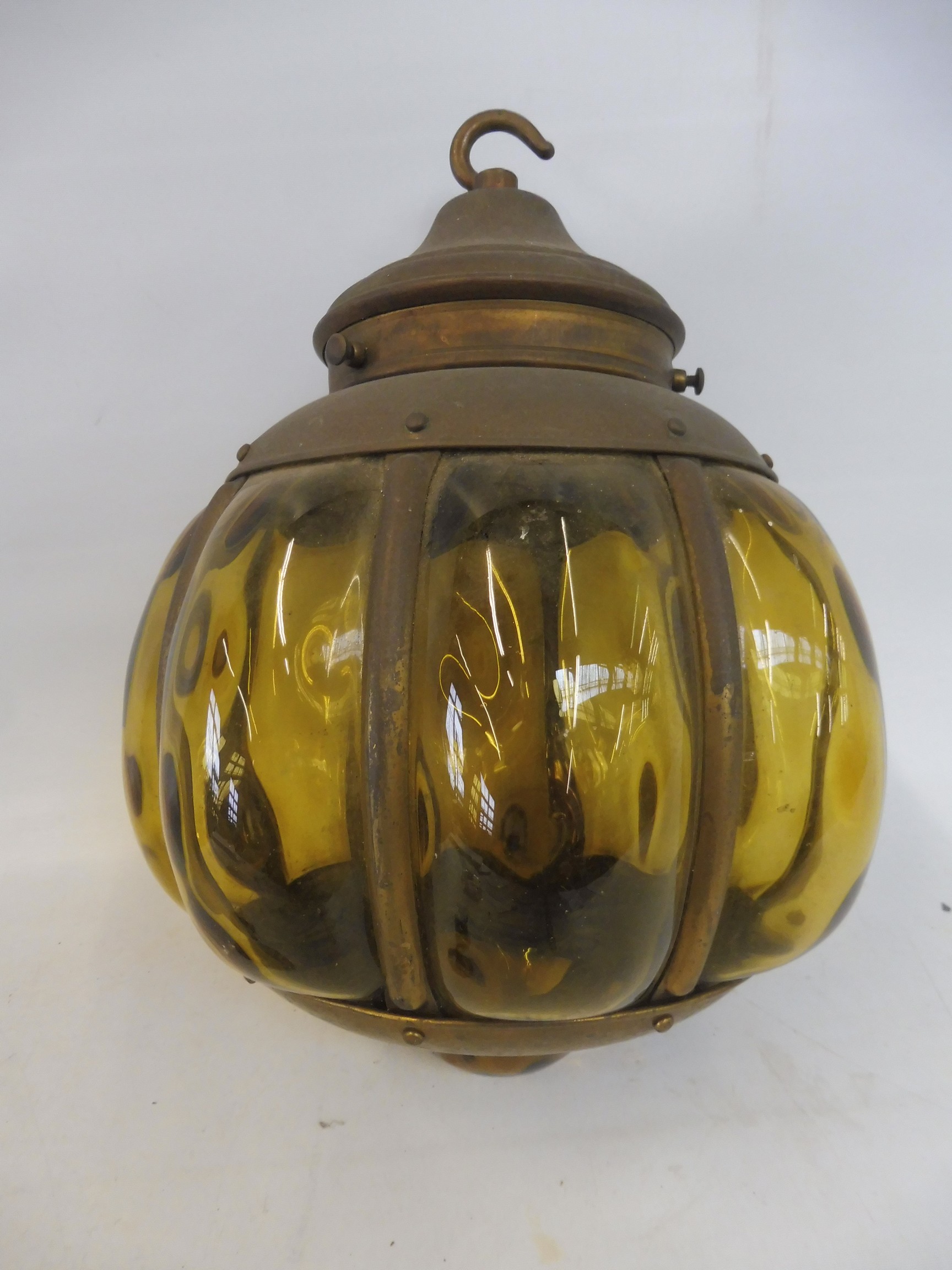 An early 20th Century ribbed glass light shade plus a brass framed hanging light. - Image 5 of 6