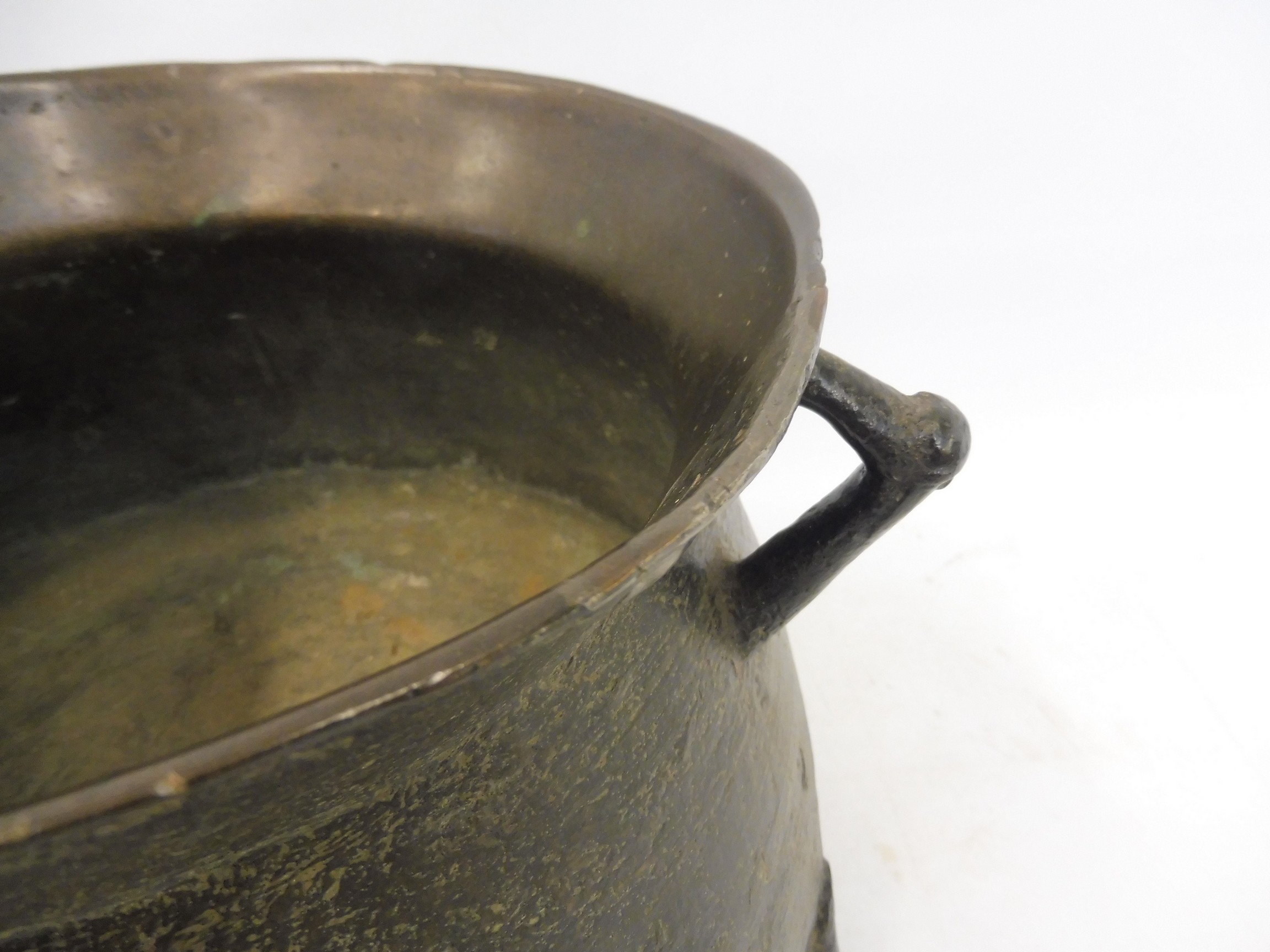 A 17th Century patinated bronze cauldron of large size, 10 1/2" diameter, 9" h. - Image 4 of 5