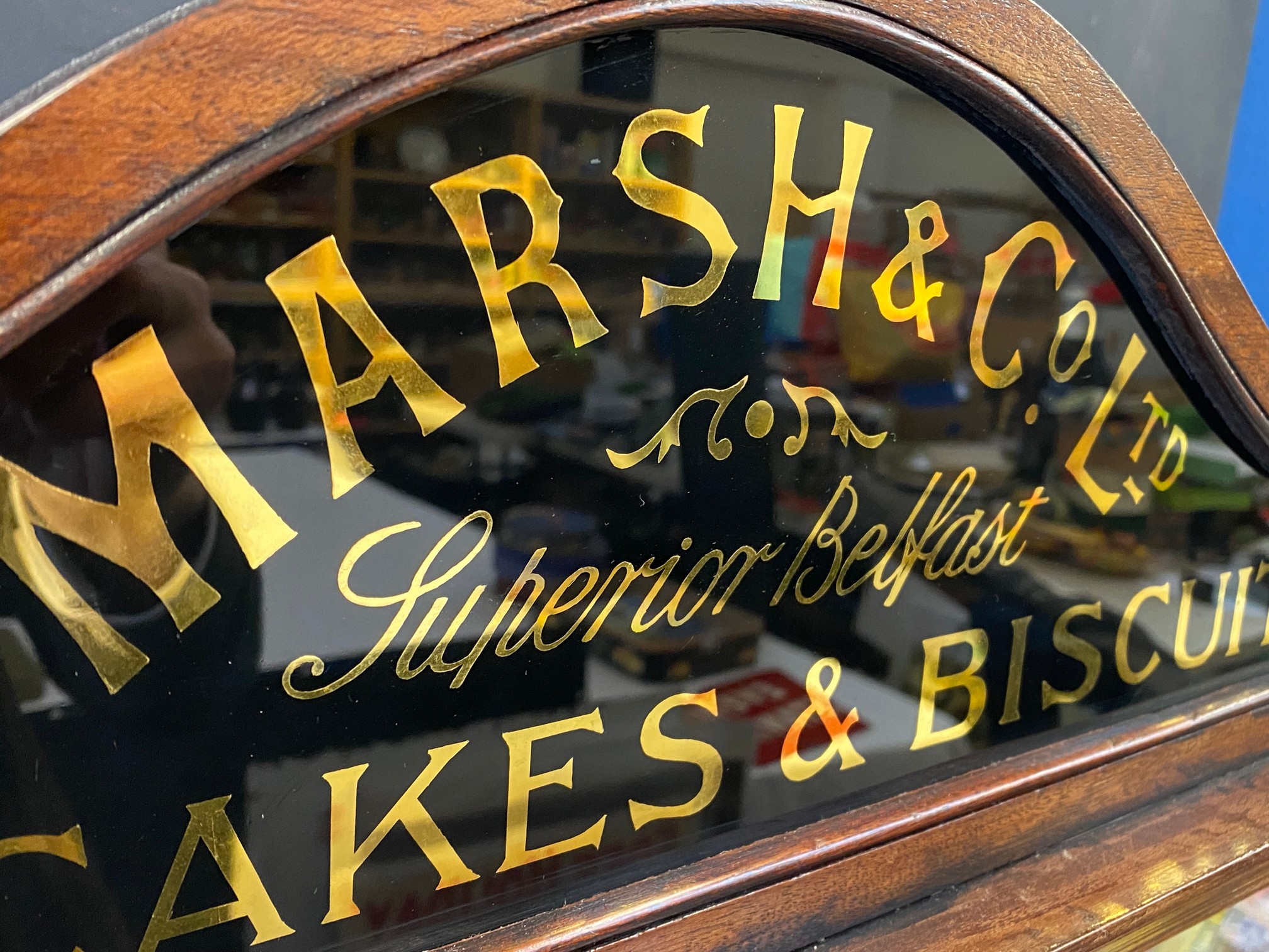 A Marsh & Co. Limited Biscuit Manufacturers of Belfast counter top dispensing cabinet with etched - Image 4 of 9