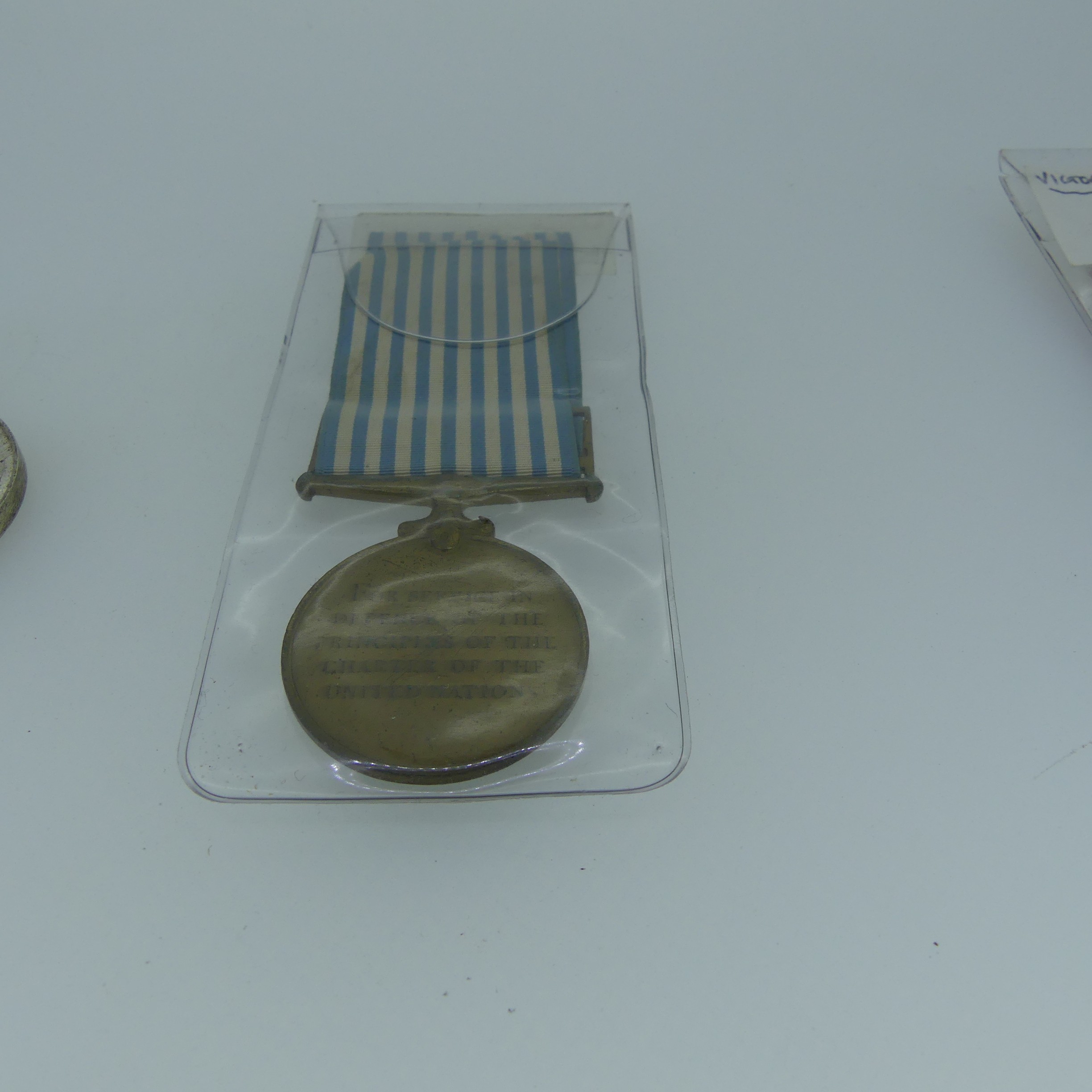 Collector?s Lot of assorted Medals; a copy Victoria Cross; Kuwaiti Liberation of Kuwait in - Image 4 of 4
