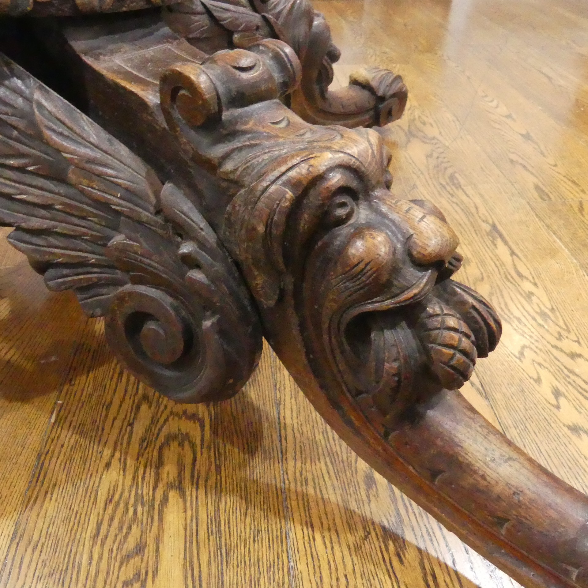 A Victorian heavily carved oak octagonal Drum Table, with octagonal skived in tooled leather top - Image 5 of 7
