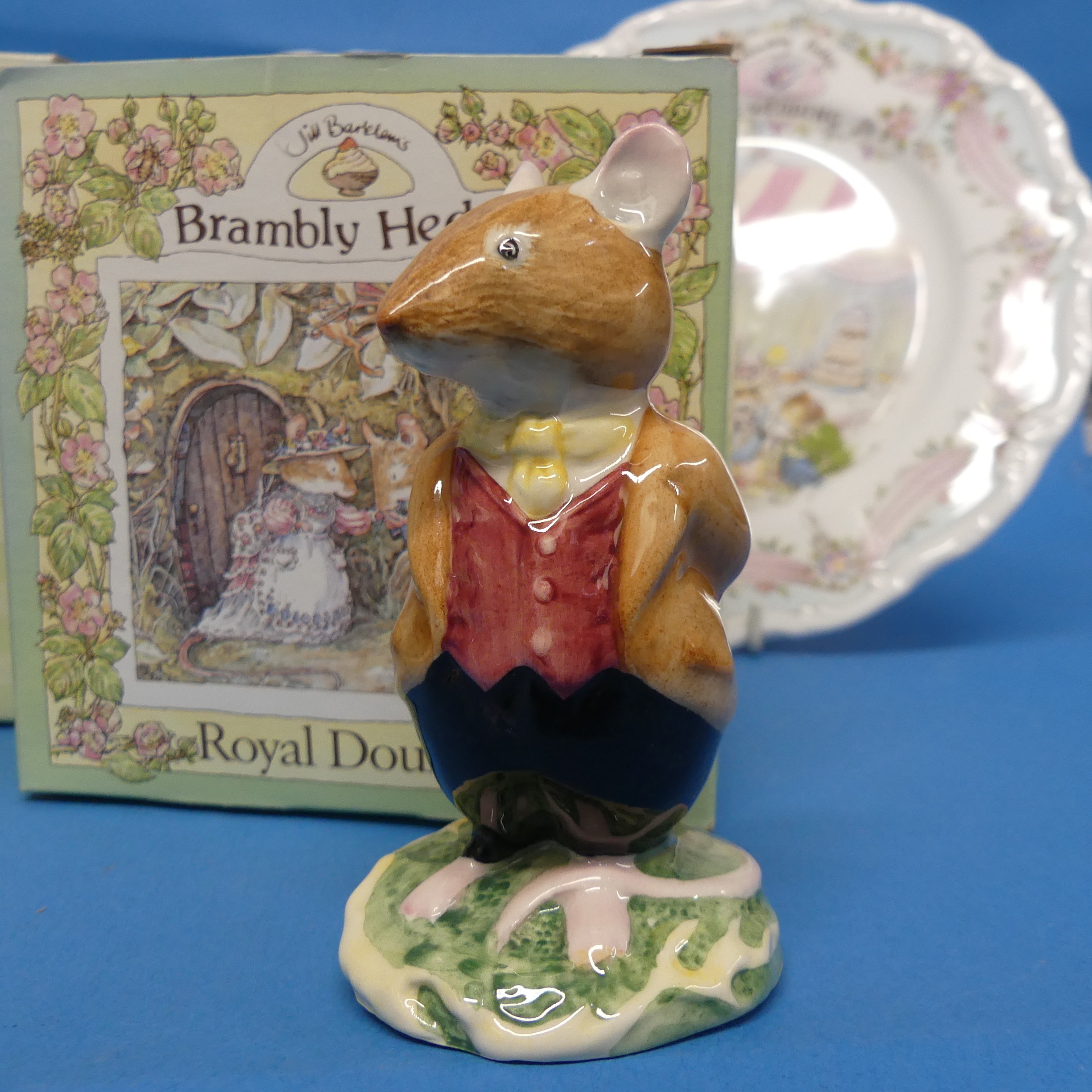 A quantity of Royal Doulton Brambly Hedge Wares; to include Lord Woodmouse Figure, Lady Woodmouse - Image 7 of 8