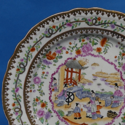 An Oriental-style Plate and Stand, decorated in the export style with factory marks verso, - Bild 2 aus 3