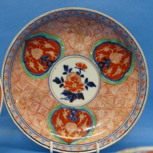 A small quantity of Imari Wares, to include Teacup and Saucer, Plate and Tea Bowl (4) - Bild 3 aus 4