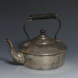 An Edwardian silver Kettle, by Goldsmiths & Silversmiths Co Ltd., hallmarked London, 1909, of