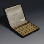 A cased set of six vintage silver Cocktail Sticks, the finials modelled as dice, each marked on