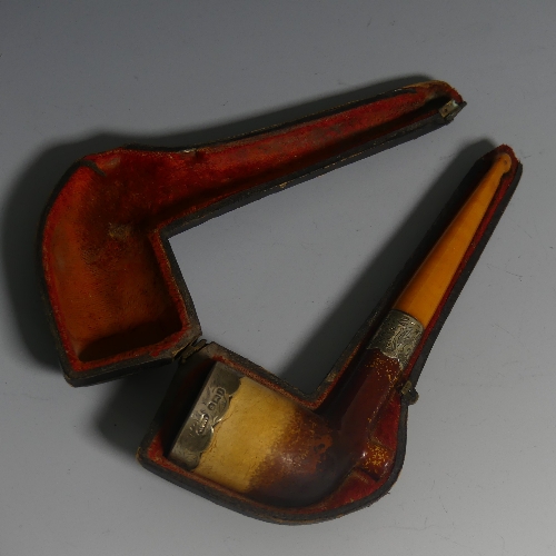 A cased George V silver and amber mounted Meerschaum Pipe, hallmarked Birmingham, 1910, with amber - Image 2 of 5