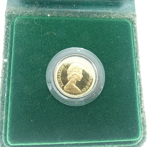 An Elizabeth II gold Sovereign, dated 1980, in perspex case and presentation box. - Image 2 of 3