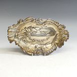 A late Victorian silver pierced Dish, by Walker & Hall, hallmarked Birmingham, 1900, of shaped