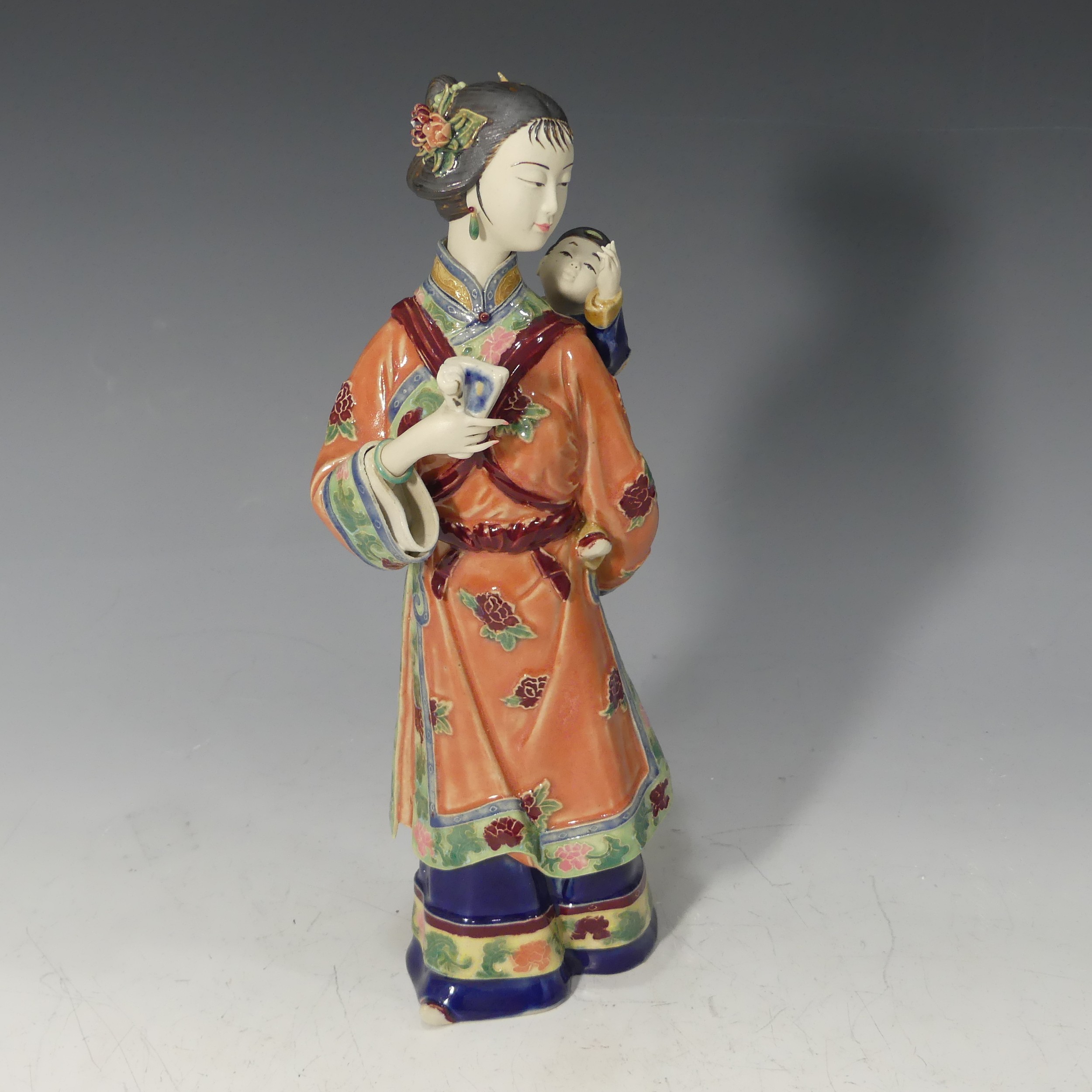 A 20thC Chinese porcelain Figure of a mother and child, decorated in rich enamels, with character - Image 4 of 7