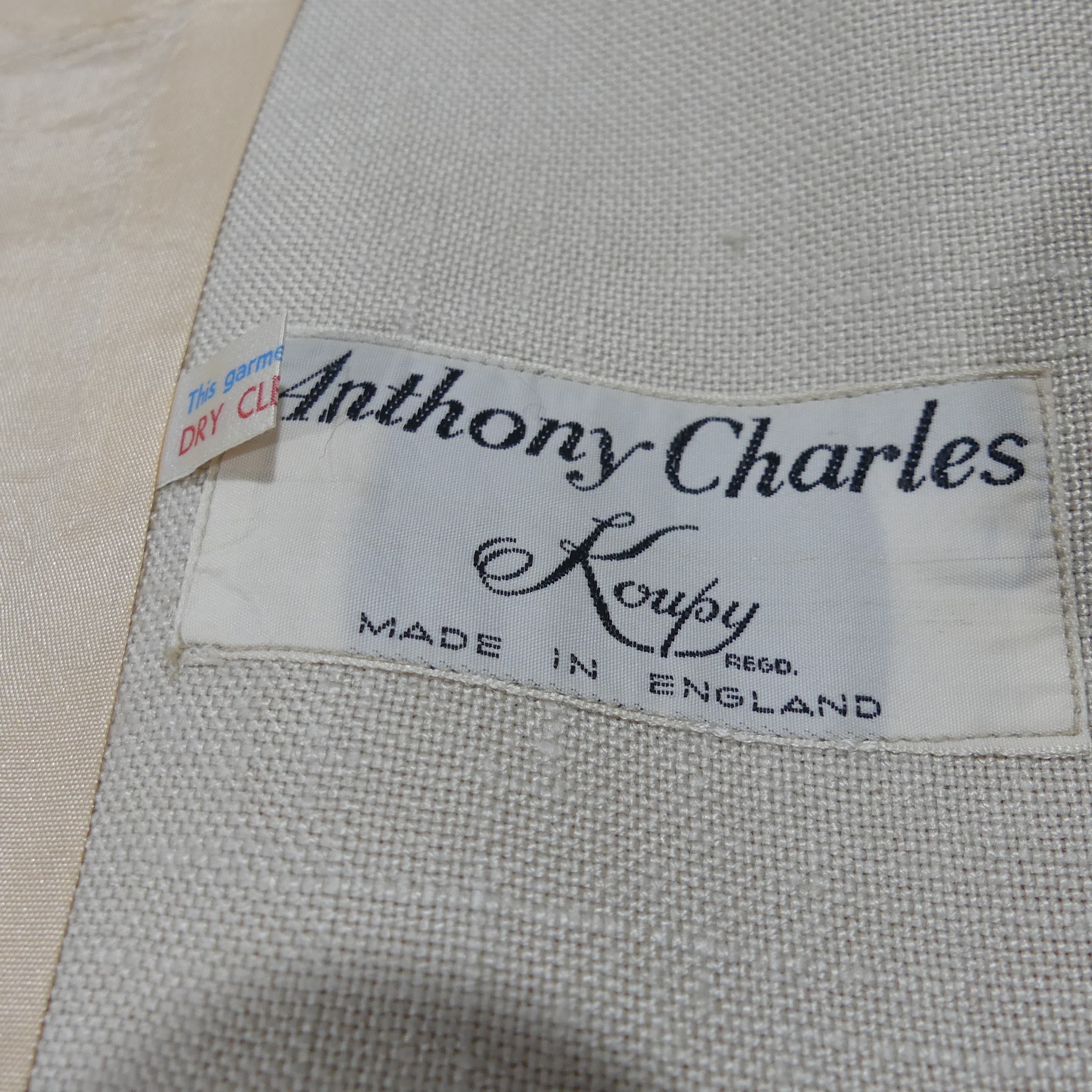 Vintage Fashion Tailoring, circa 1960s/70s; an 'Anthony Charles for Koupy' long fitted jacket in - Image 14 of 18