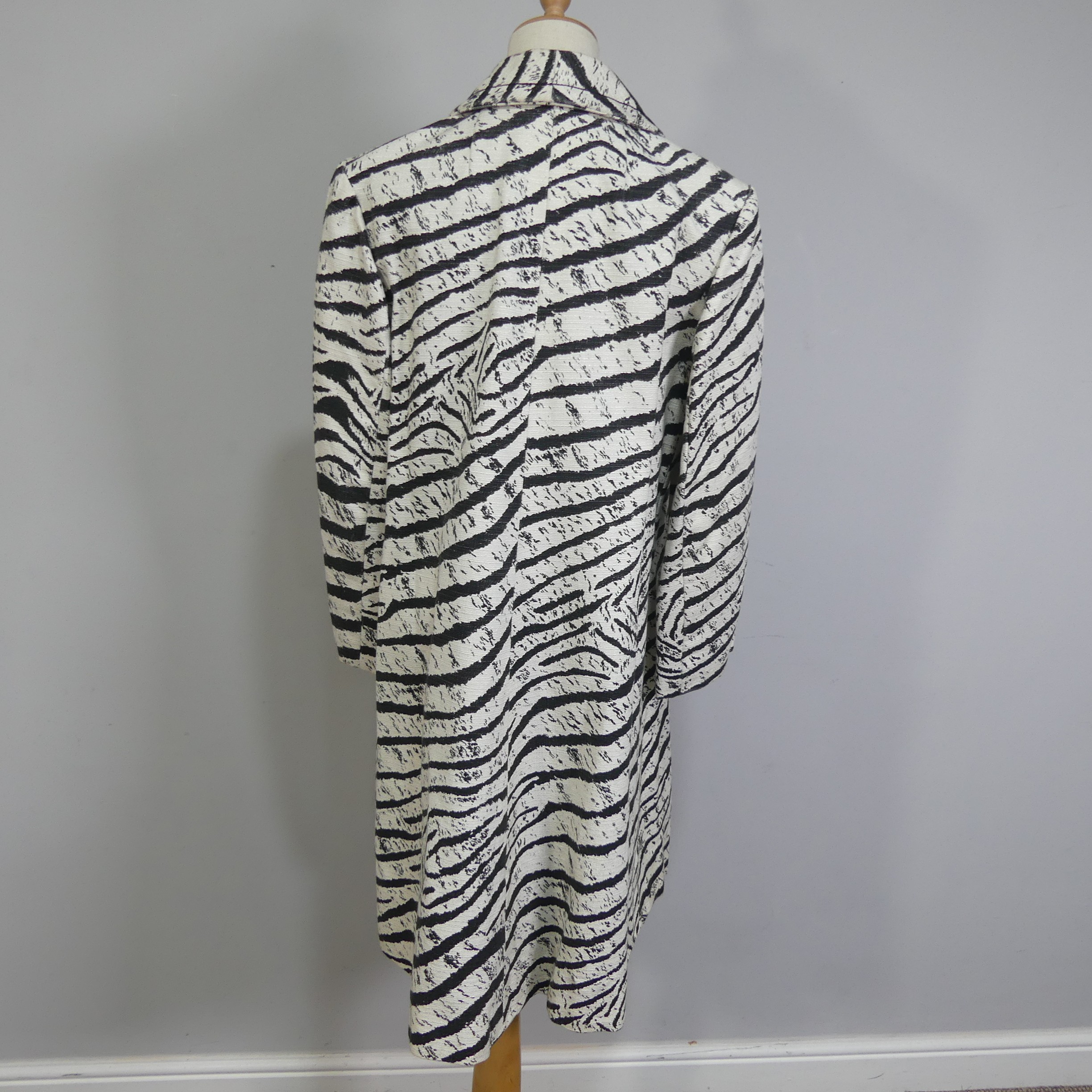 Vintage Fashion Tailoring, circa 1960s; a black and white zebra print Trench Coat, in a heavy slub - Image 6 of 7