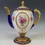 A Franklin Mint House of Fabergé Imperial Teapot, stencilled and gilt decoration, with certificate