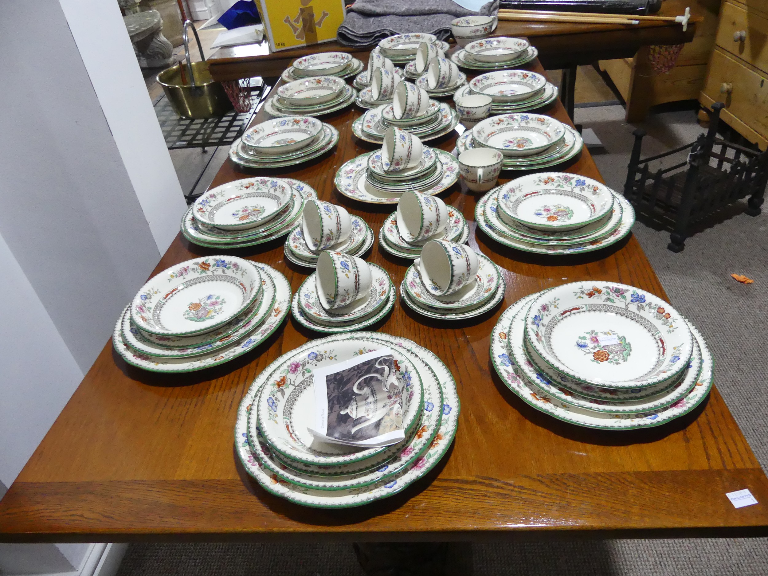 A Spode 'Chinese Rose' pattern Dinner Service, for twelve place settings, comprising Dinner