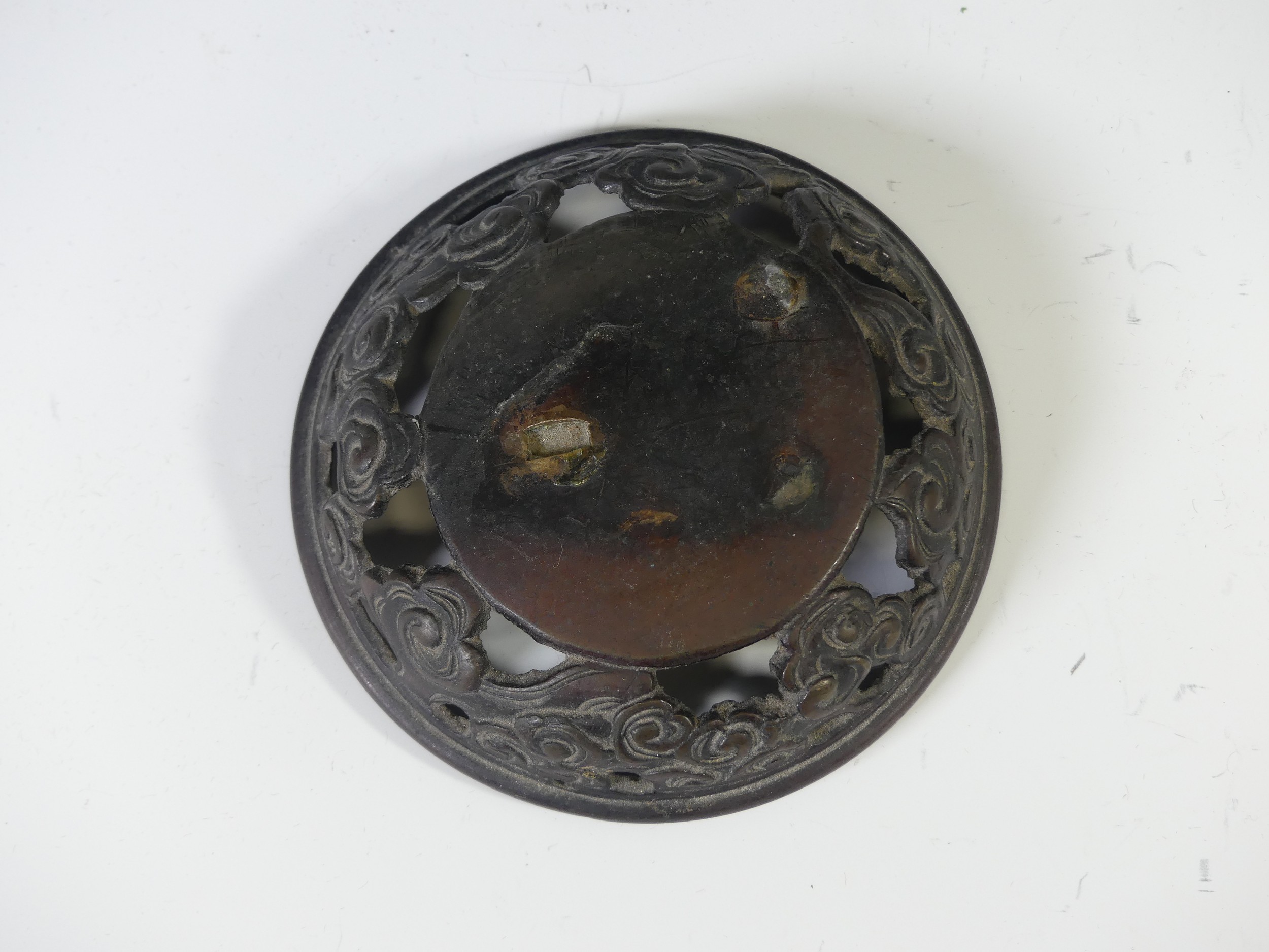 A 19th century oriental bronze twin-handle tripod Censer, with relief decoration depicting dragons - Image 3 of 6