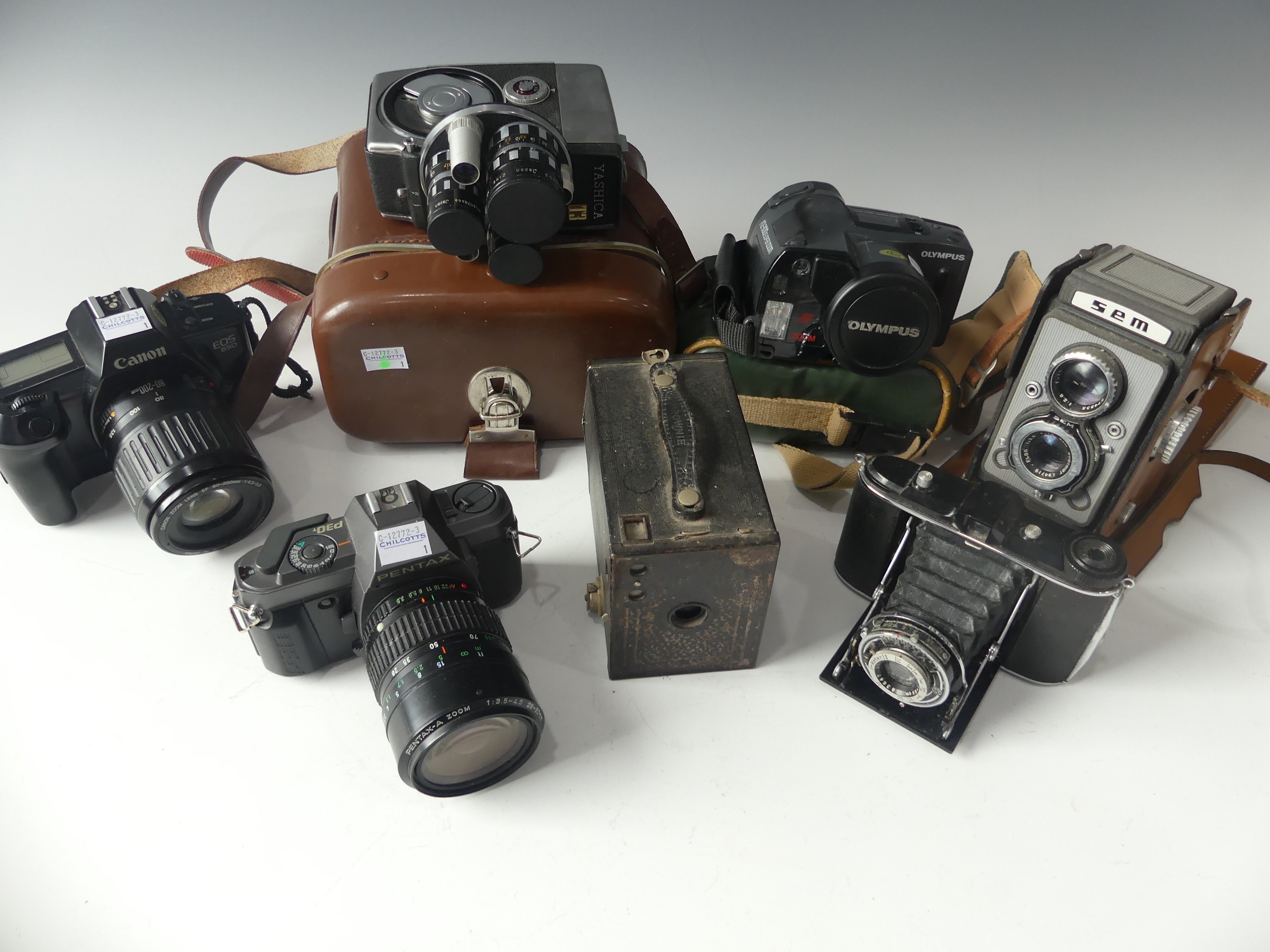 Cameras: ten various vintage cameras, including Pentax MX 35mm SLR with SMC 50mm f1.7 lens and SMC