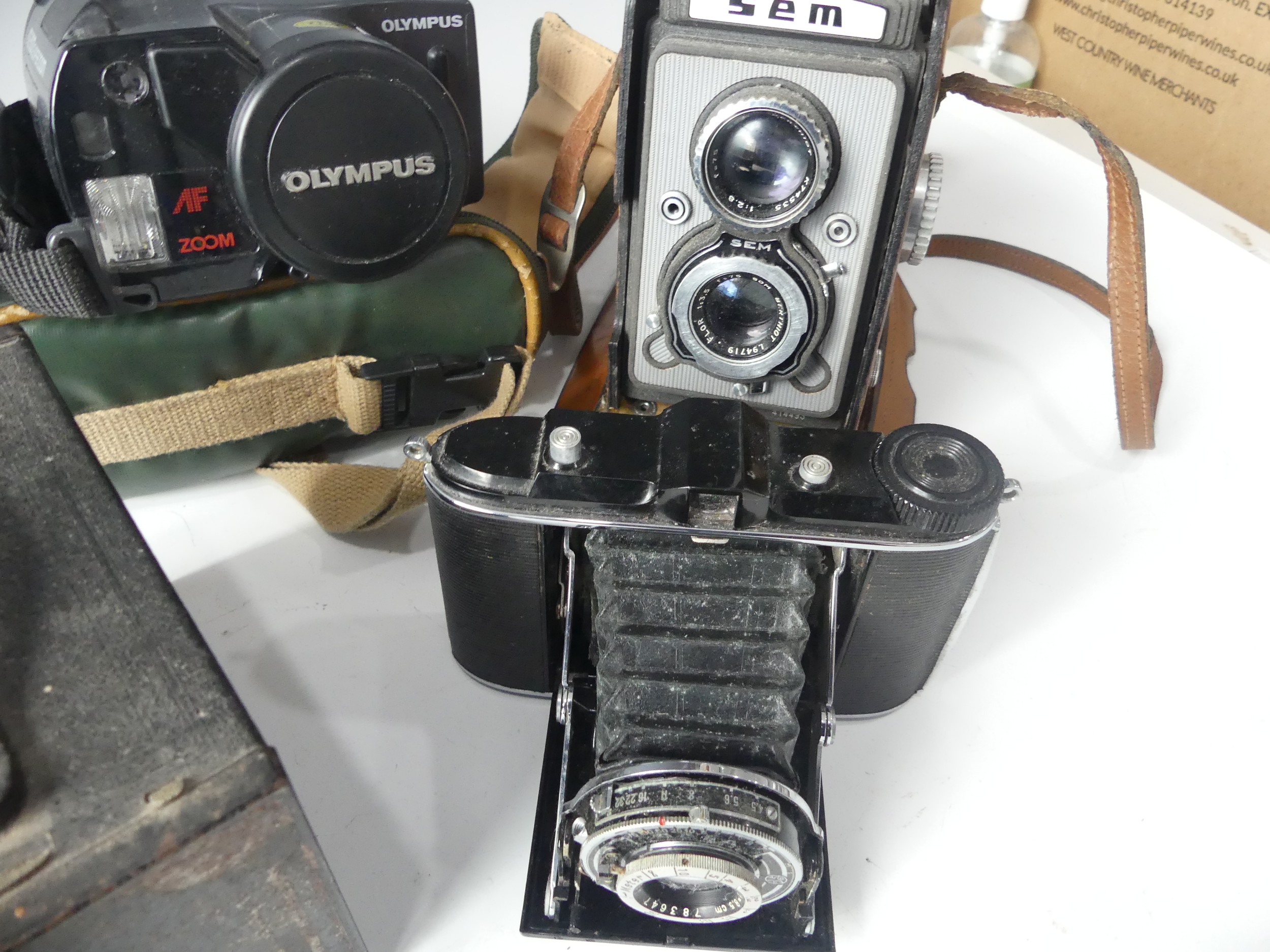 Cameras: ten various vintage cameras, including Pentax MX 35mm SLR with SMC 50mm f1.7 lens and SMC - Image 4 of 4