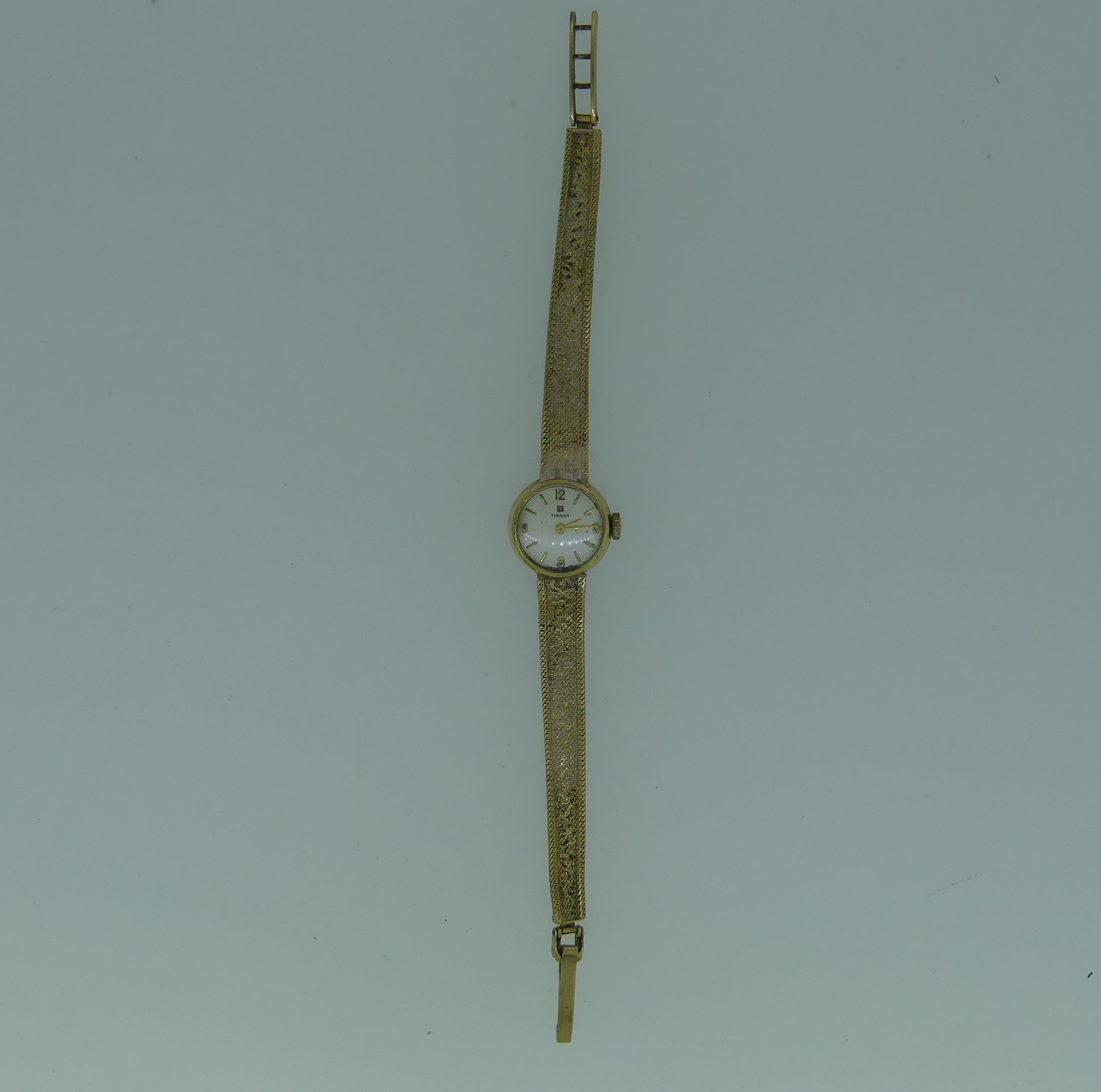 A 9ct yellow gold lady's Tissot Wristwatch, with Swiss 17jewels movement, on an integral damaged 9ct - Image 2 of 6