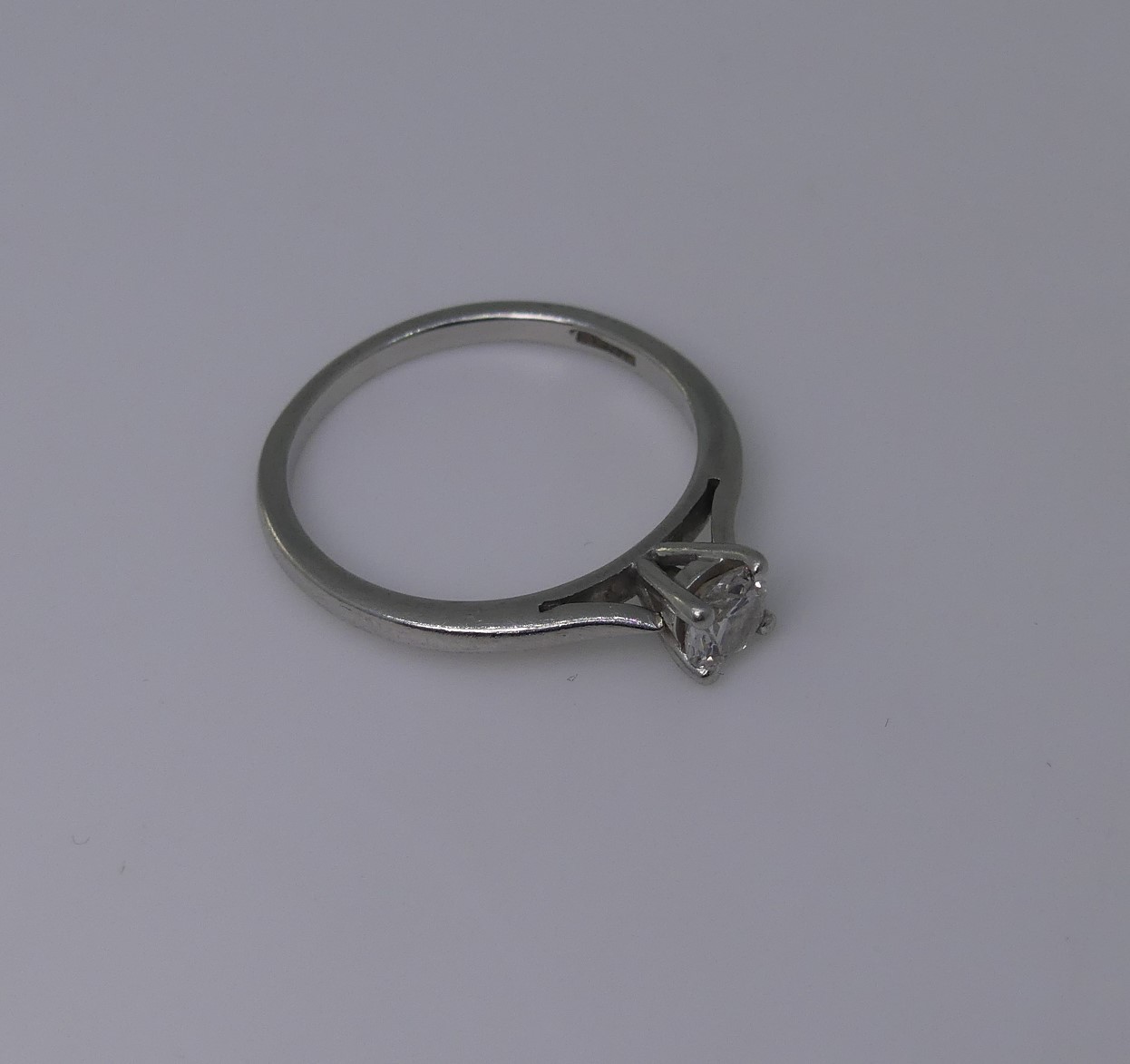 A diamond solitaire Ring, the brilliant cut stone approx. 0.33ct, four claw set in platinum, Size K, - Image 4 of 6