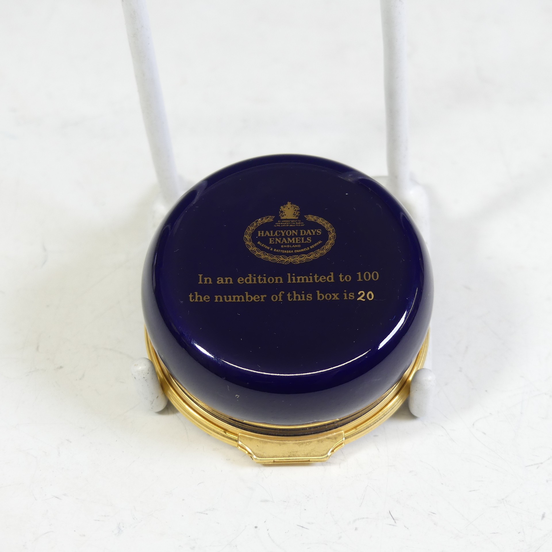 Royal Commemorative Halcyon Days Enamels Boxes: six hinged circular boxes, including The First State - Image 7 of 19