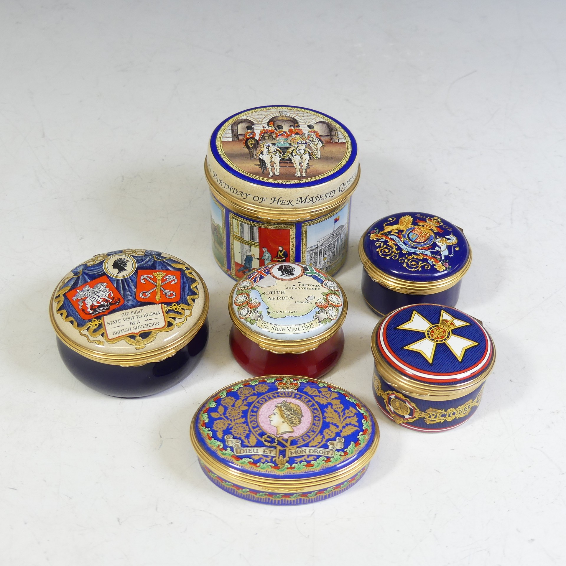 Royal Commemorative Halcyon Days Enamels Boxes: six hinged circular boxes, including The First State