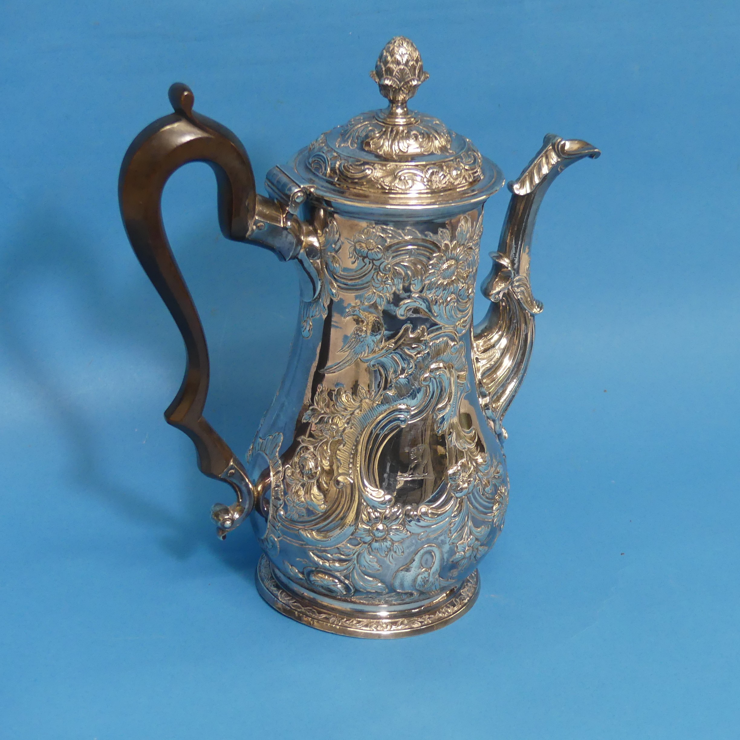 An 18thC Irish silver Coffee Pot, hallmarked for Dublin and with Hibernia mark, no makers mark or - Image 4 of 9