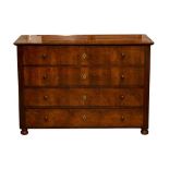 A 19TH CENTURY CONTINENTAL MAHOGANY COMMODE CHEST OF DRAWERS