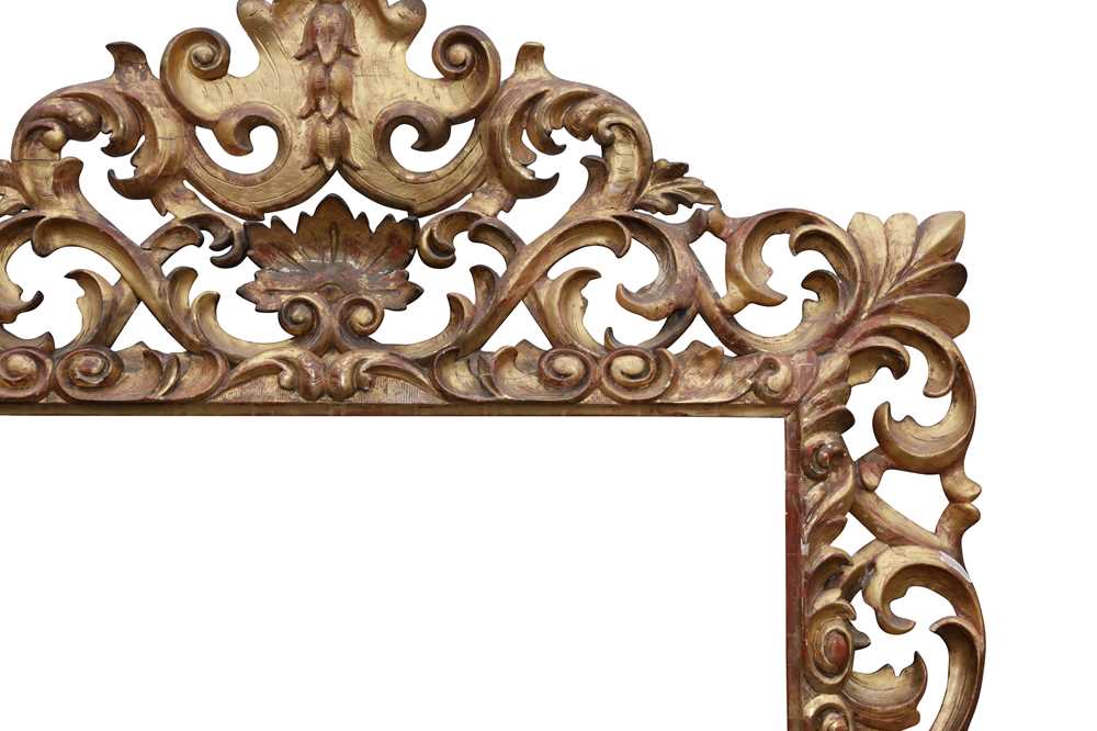 AN ITALIAN FLORENTINE 19TH CENTURY CARVED, PIERCED AND GILDED FRAME - Image 2 of 3