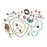 A COLLECTION OF COSTUME JEWELLERY