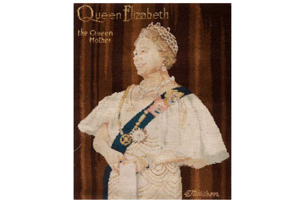 A TAPESTRY WALL HANGING FEATURING A PORTRAIT OF ELIZABETH, THE QUEEN MOTHER