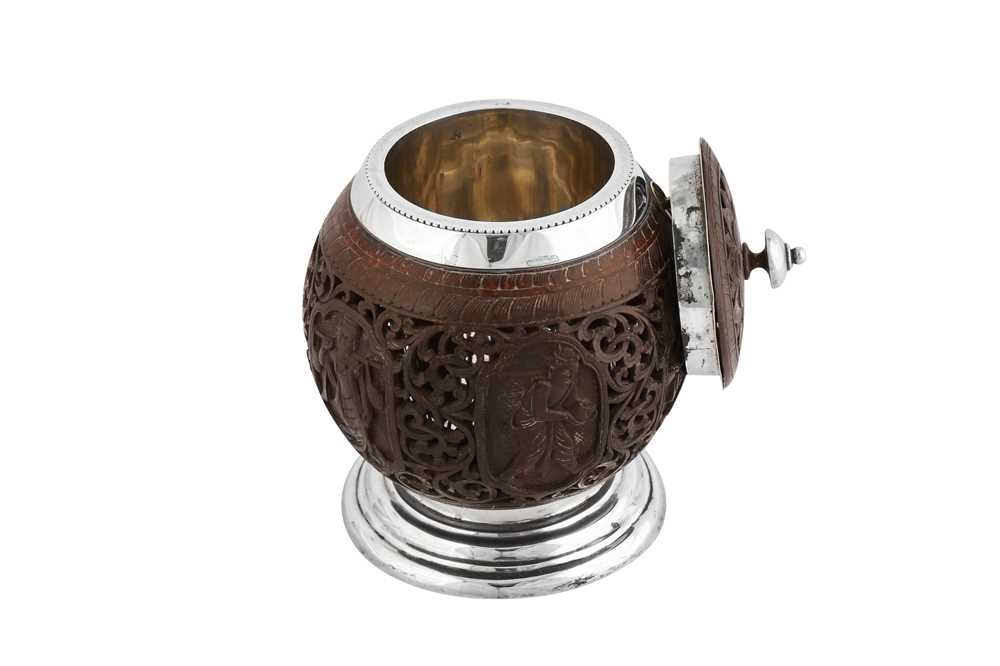 An early 20th century Indian Colonial silver mounted Burmese coconut honey pot, Madras circa 1910 by - Image 2 of 5