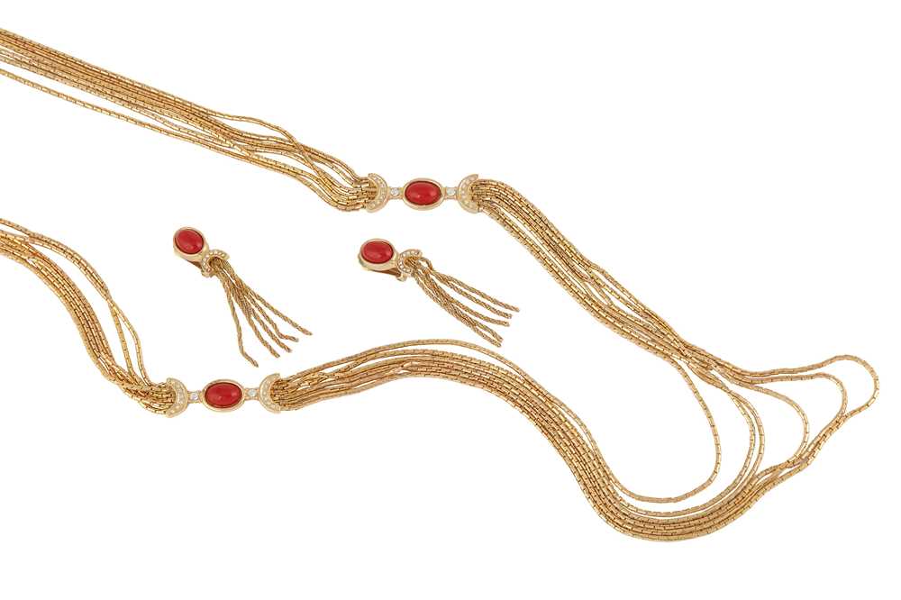 A FAUX CORAL NECKLACE AND EARRING SUITE BY CHRISTIAN DIOR